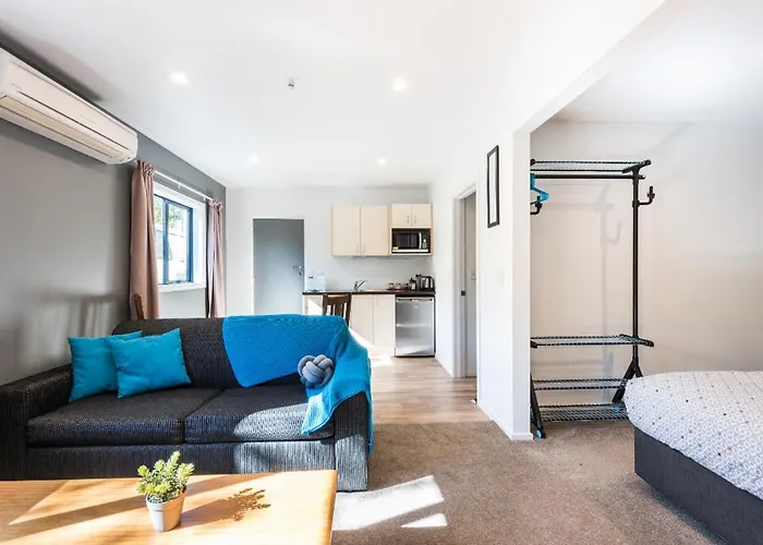 Modern Private Apartment