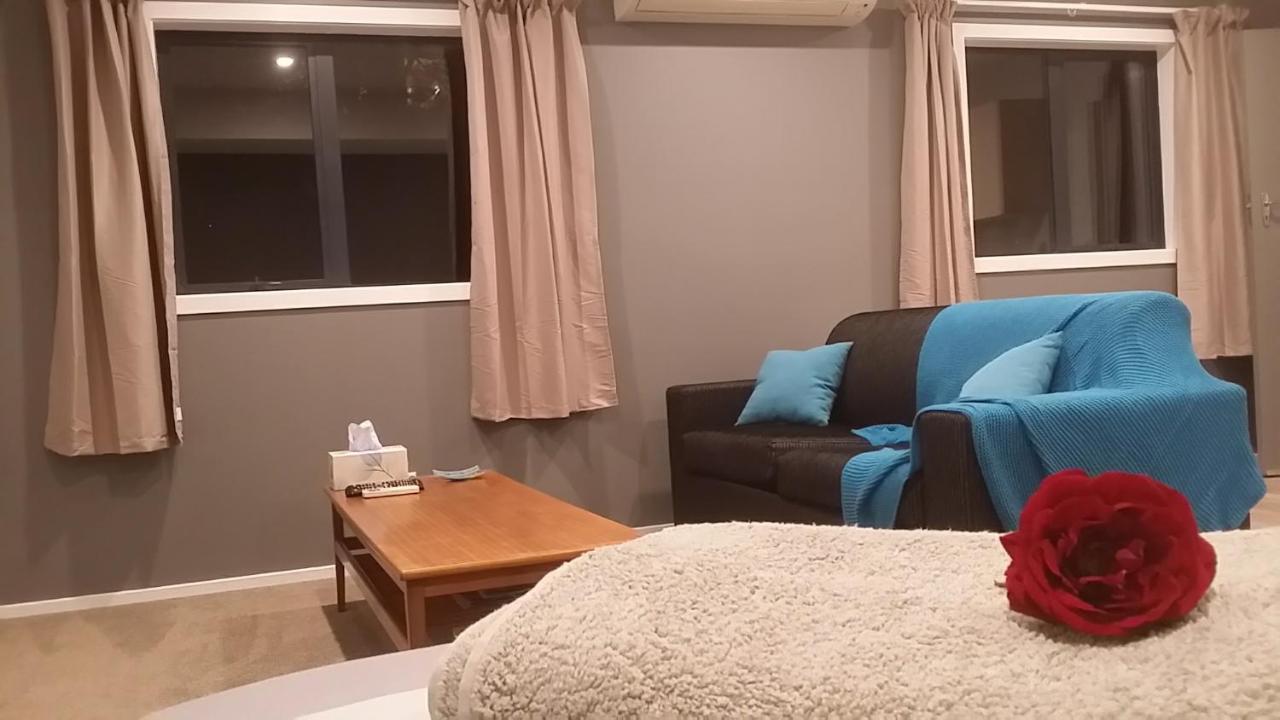 Modern Private Apartment *