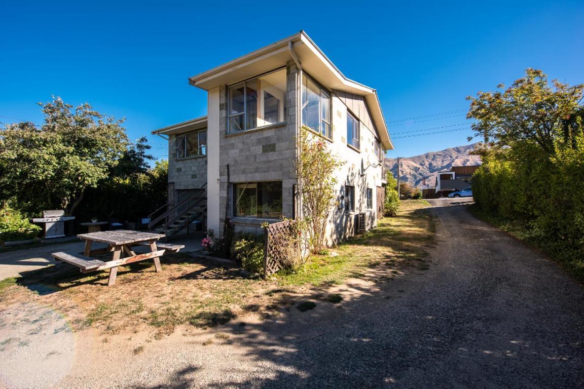 Modern Private Apartment Wanaka